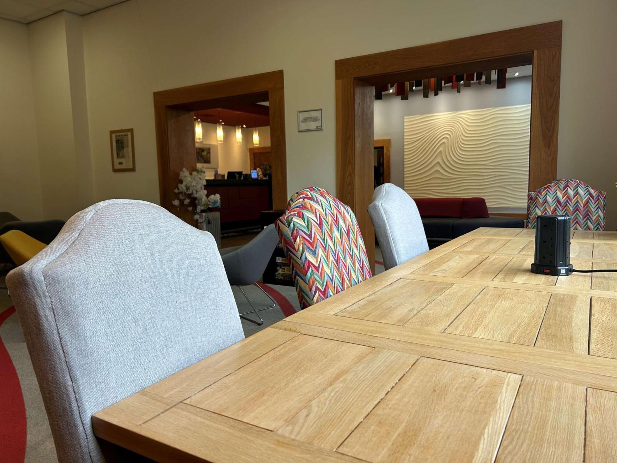 Park Inn By Radisson Palace Southend-on-Sea Exterior photo